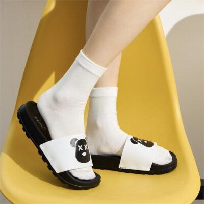 Thiết Kế Quai Ngang Bản To Dép Hình Gấu Siêu Dễ Thương