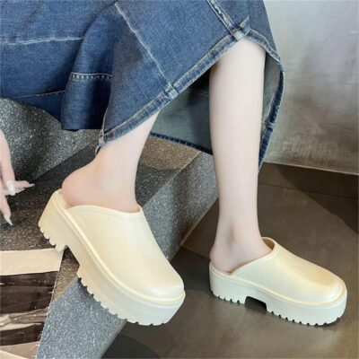 Dép sục bánh mì da không phải là sản phẩm sinh ra từ một trào lưu chóng vánh