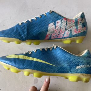 GIÀY ĐÁ BANH BK169 SALE LỖI NẶNG