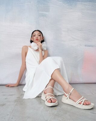 Giày Sandal Thể Thao Quai Mảnh và 5 Lưu Ý Cần Biết