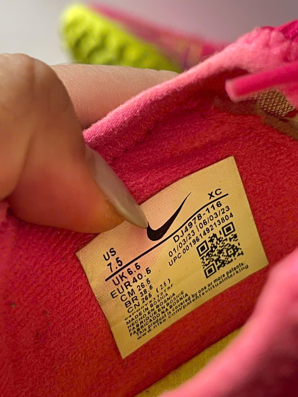 gen-h-z7456118378399_e79ff13dbfcf6f42120aca340ad40912