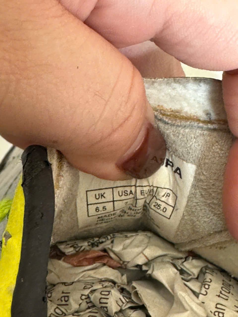 gen-h-z7575696937431_0ae3cf22a5ac4d63a0b8eafccb88e4d9